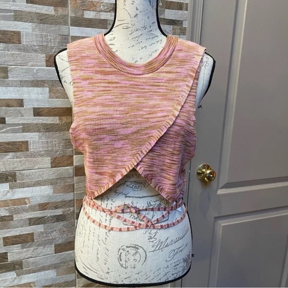 Free people Sleeveless boho Top/tank wrap around style w beach resort vacay vibe - Picture 11 of 14